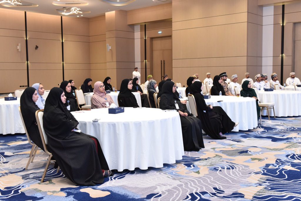 برنامج توعوي عن الفرق بين الاتجار بالبشر والمخالفات العمالية